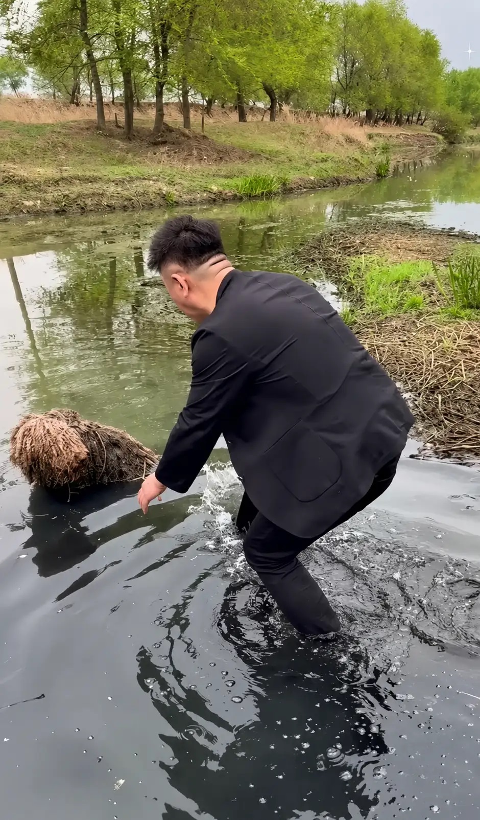 He Found a Dog Trapped in Deep Mud